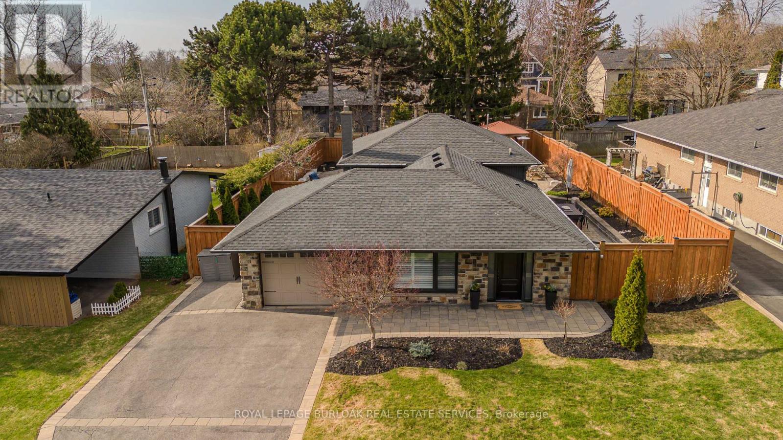 1375 Langdale Crescent, Oakville, Ontario  L6H 2K7 - Photo 36 - W12983666