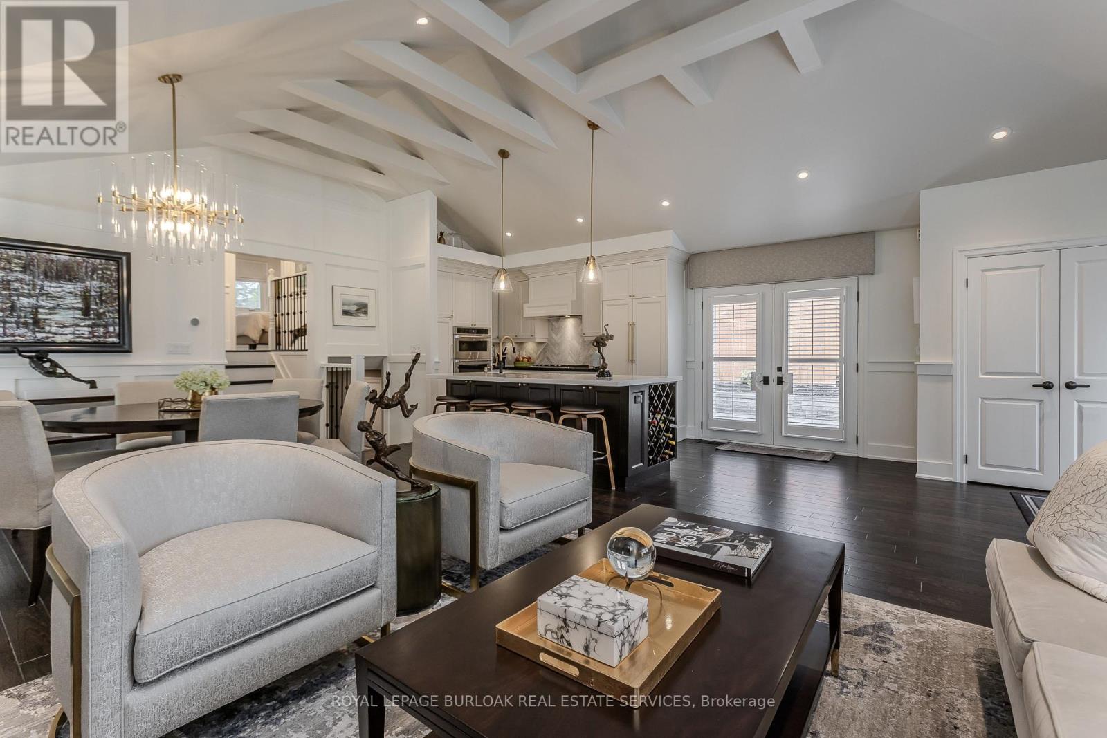 1375 Langdale Crescent, Oakville, Ontario  L6H 2K7 - Photo 9 - W12983666