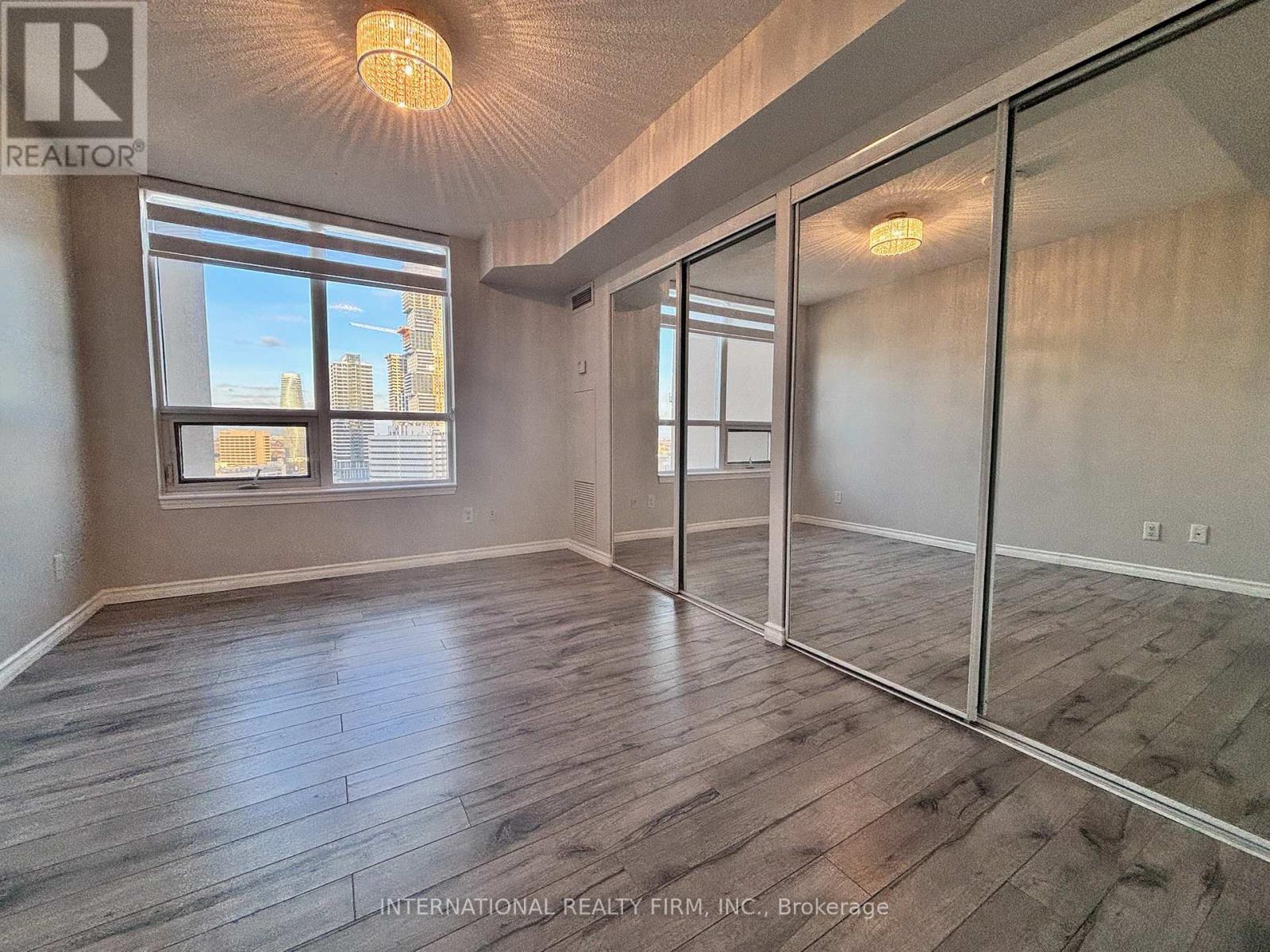 1511 - 4080 Living Arts Drive, Mississauga, Ontario  L5B 4N3 - Photo 12 - W12983668