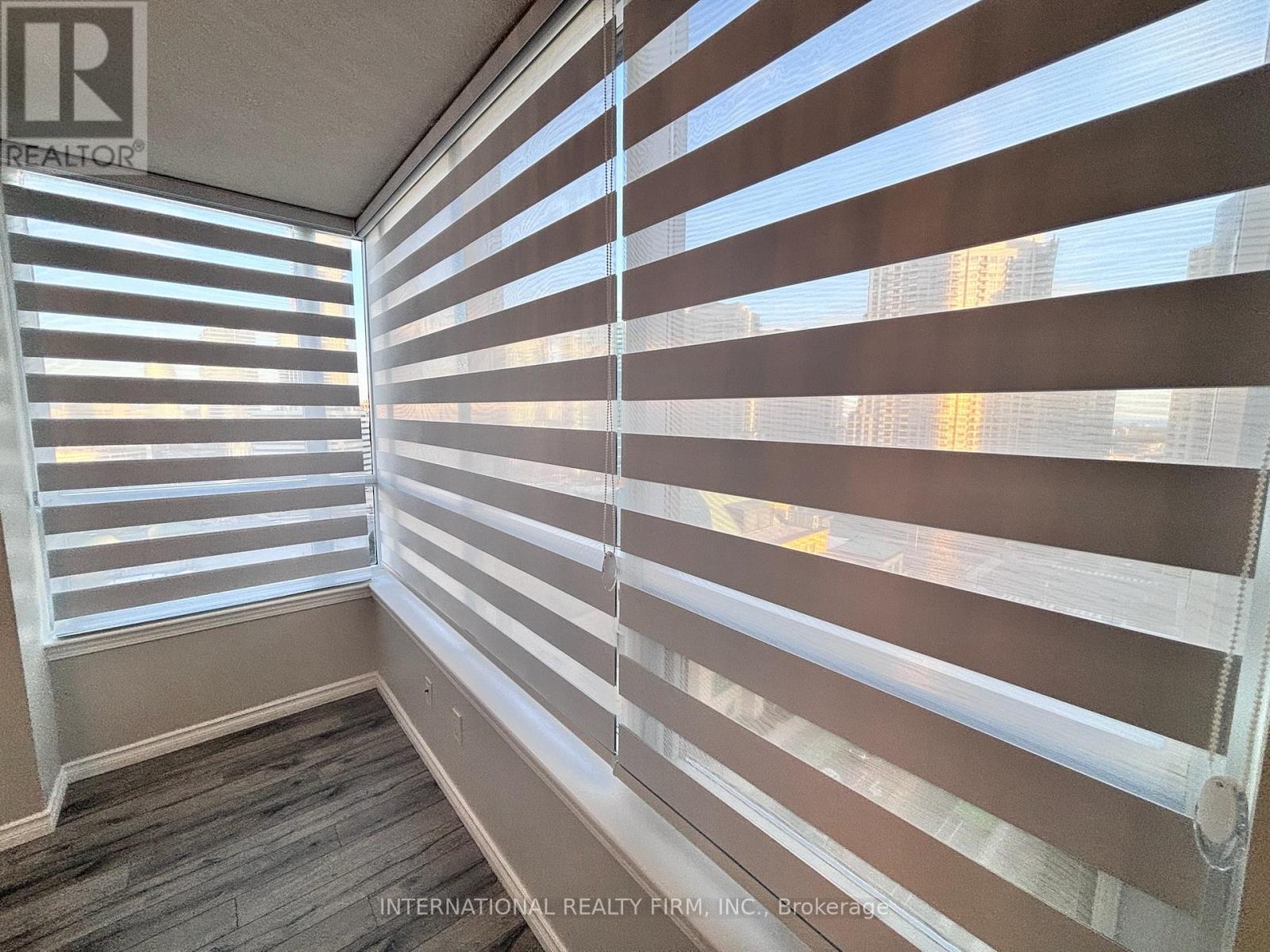 1511 - 4080 Living Arts Drive, Mississauga, Ontario  L5B 4N3 - Photo 14 - W12983668