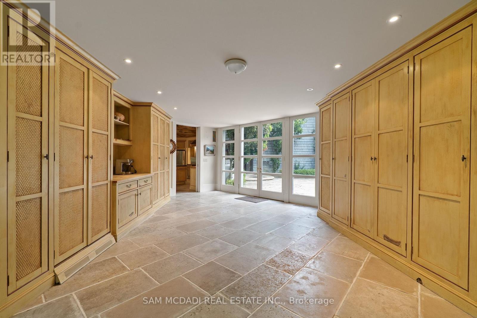 9 Flaherty Lane, Caledon, Ontario  L7K 2P2 - Photo 12 - W12983684