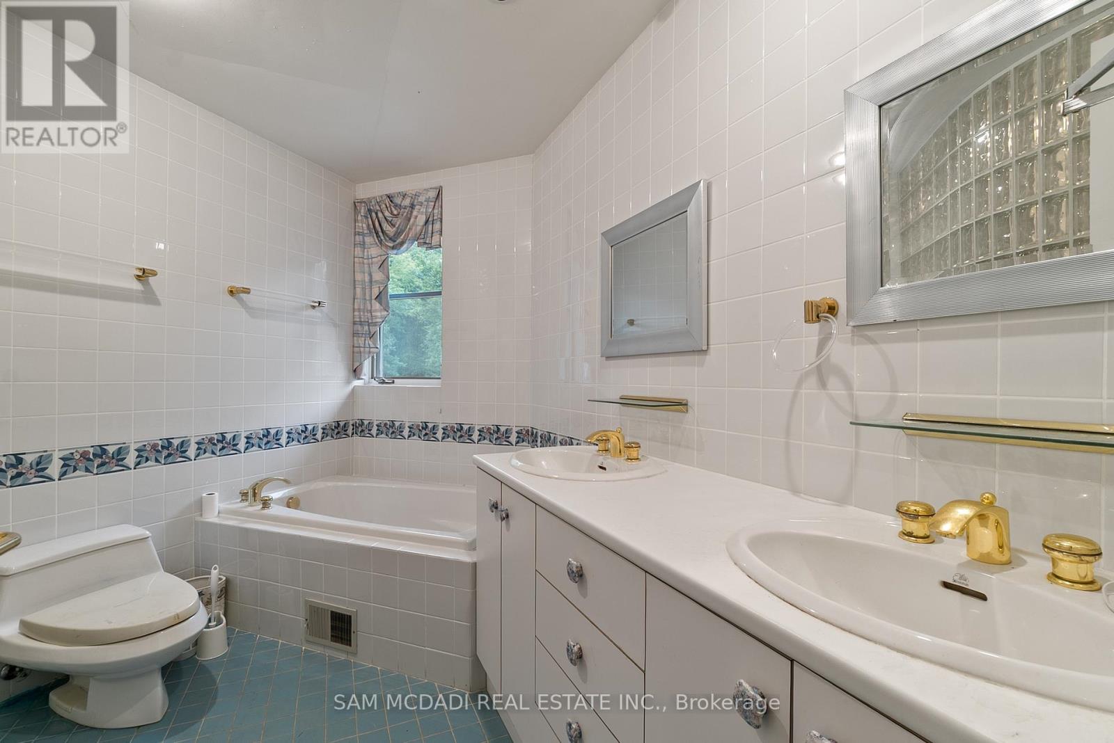 9 Flaherty Lane, Caledon, Ontario  L7K 2P2 - Photo 32 - W12983684