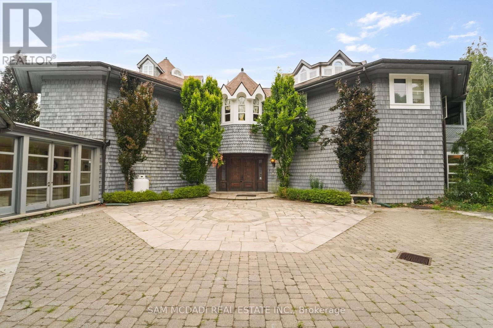 9 Flaherty Lane, Caledon, Ontario  L7K 2P2 - Photo 4 - W12983684