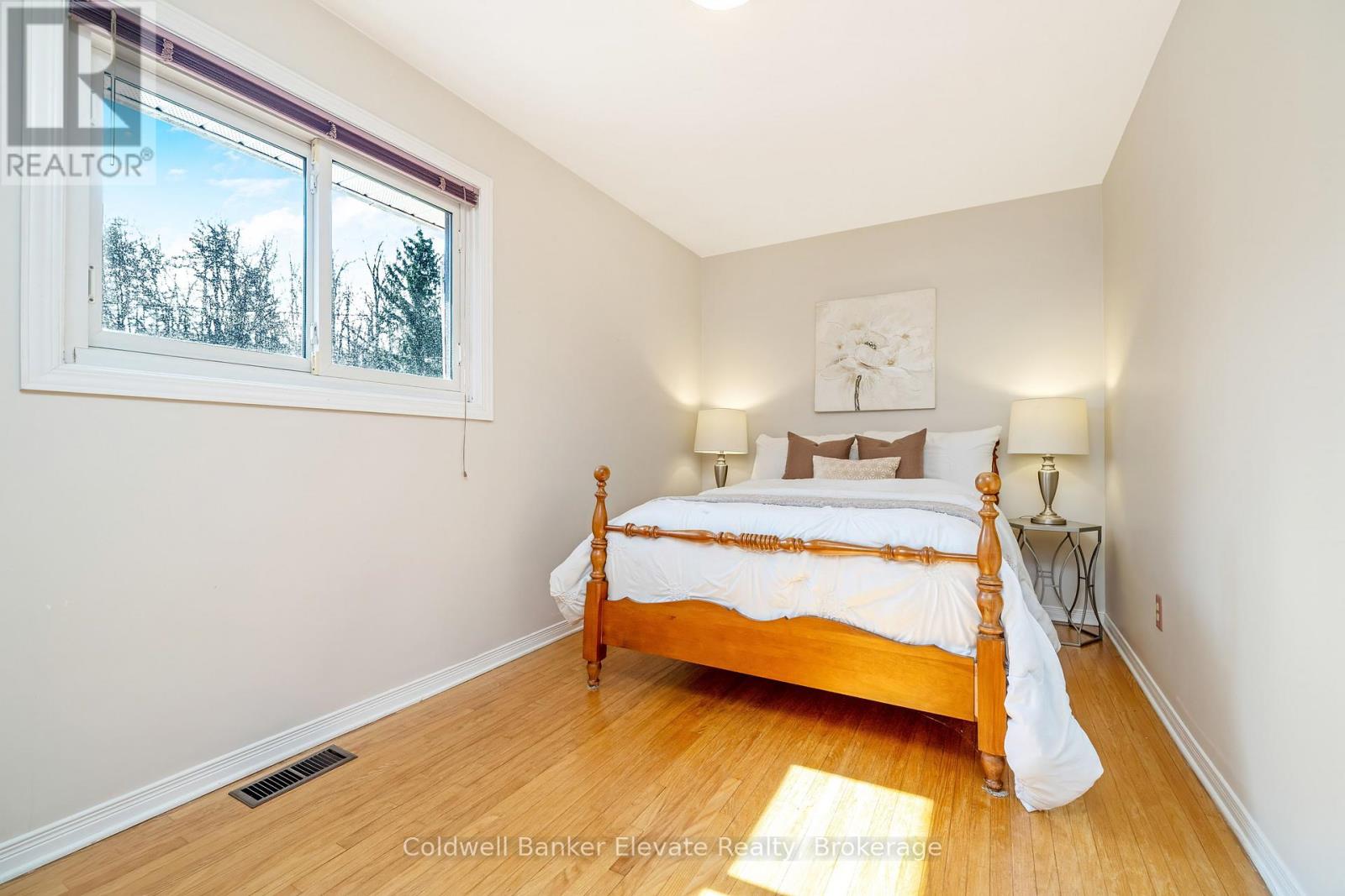 65 John Street, Halton Hills, Ontario L7G 2J9 - Photo 20 - W12983716