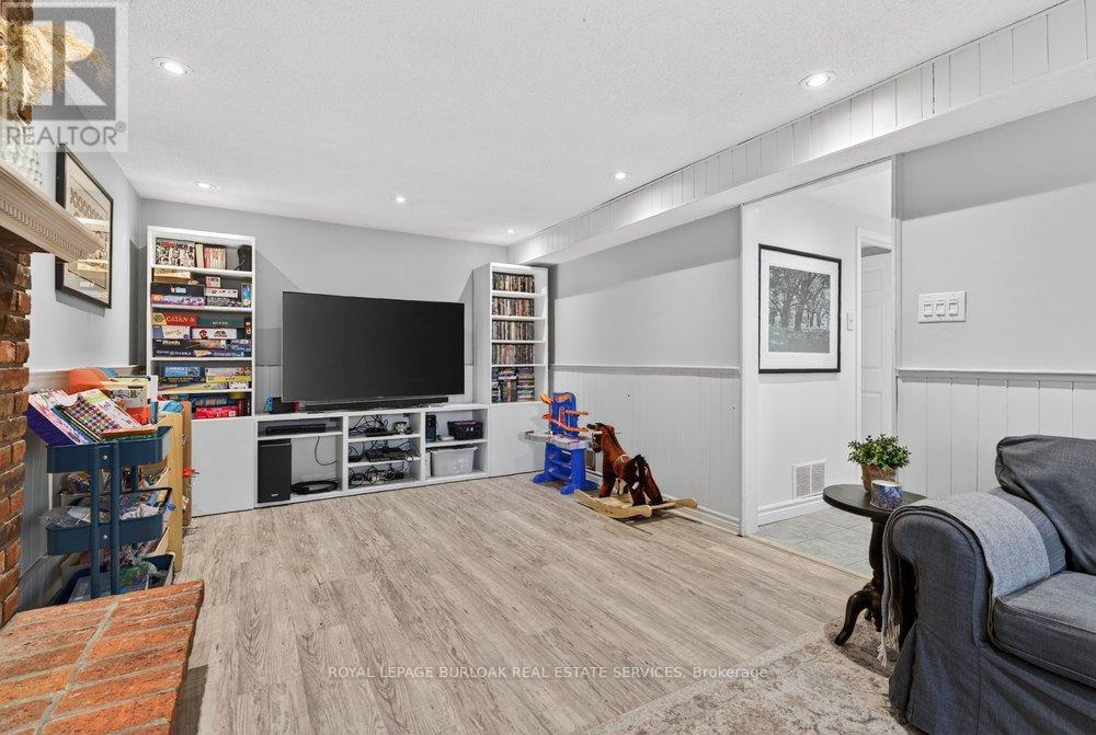 578 Holly Hill Crescent, Burlington, Ontario  L7L 3Z7 - Photo 22 - W12983720