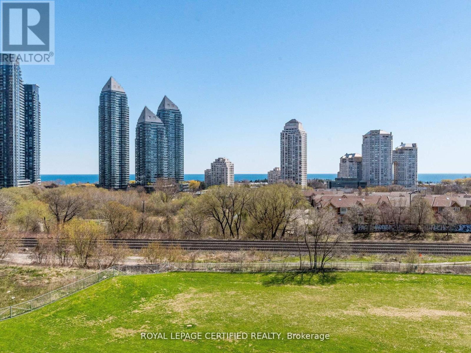 715 - 251 Manitoba Street, Toronto, Ontario  M8Y 0C7 - Photo 11 - W12983722