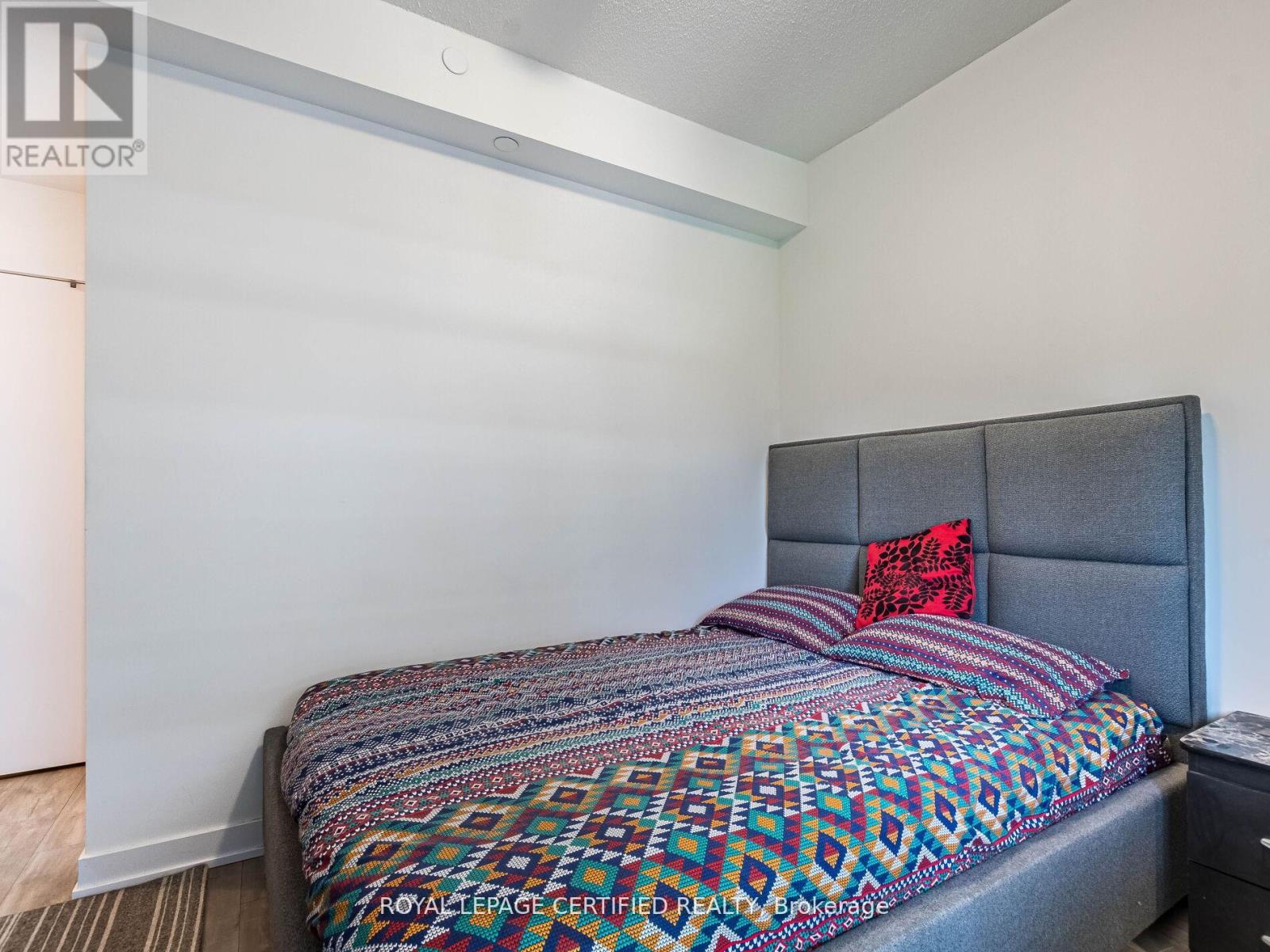 715 - 251 Manitoba Street, Toronto, Ontario  M8Y 0C7 - Photo 49 - W12983722