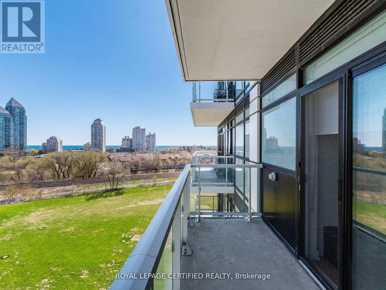 715 - 251 Manitoba Street, Toronto, Ontario  M8Y 0C7 - Photo 50 - W12983722