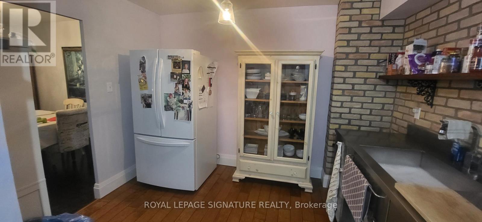 405 - 714 The West Mall, Toronto, Ontario  M9C 4X1 - Photo 3 - W12983752