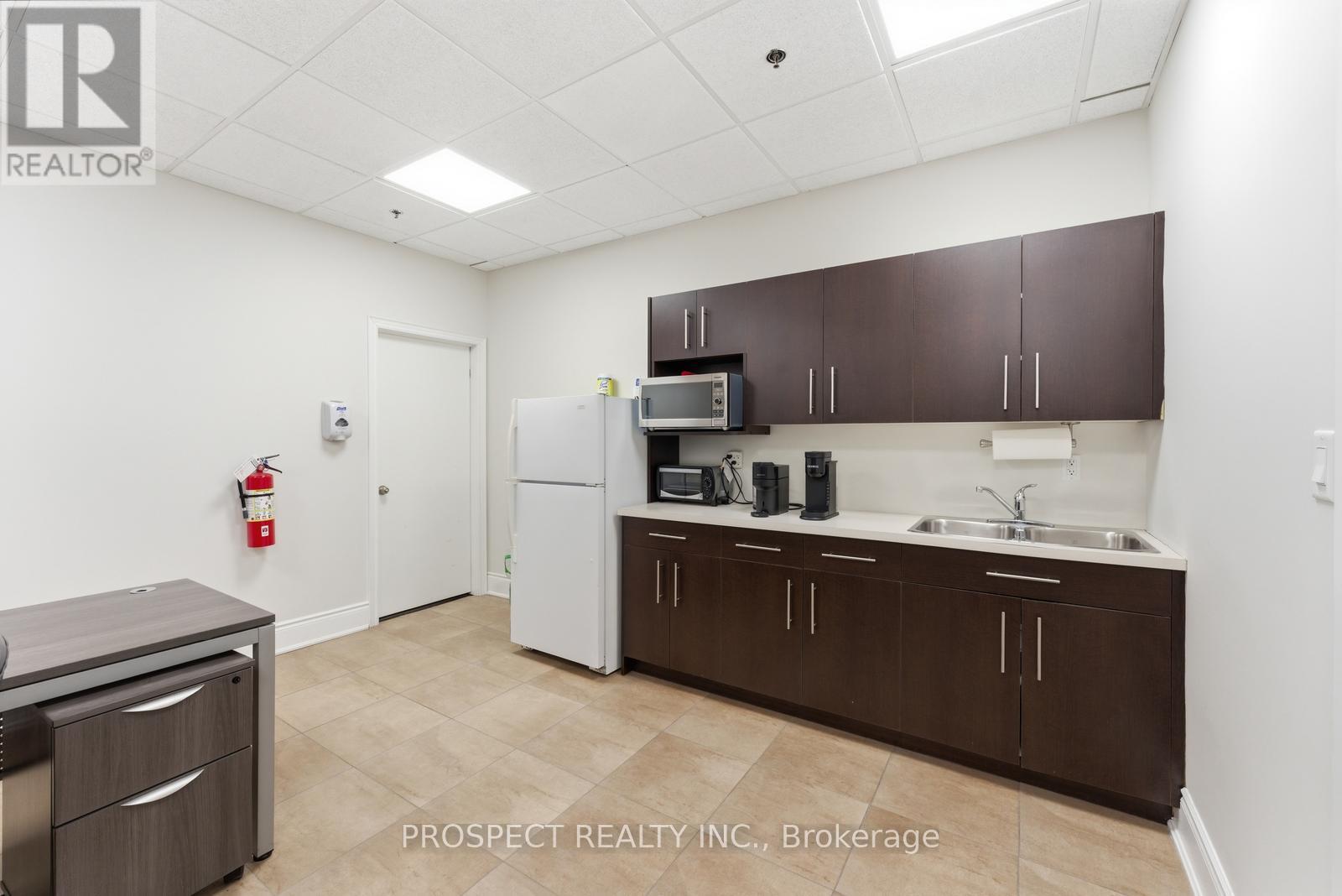 2 - 365 Healey Road, Caledon, Ontario  L7E 5C1 - Photo 11 - W12983810