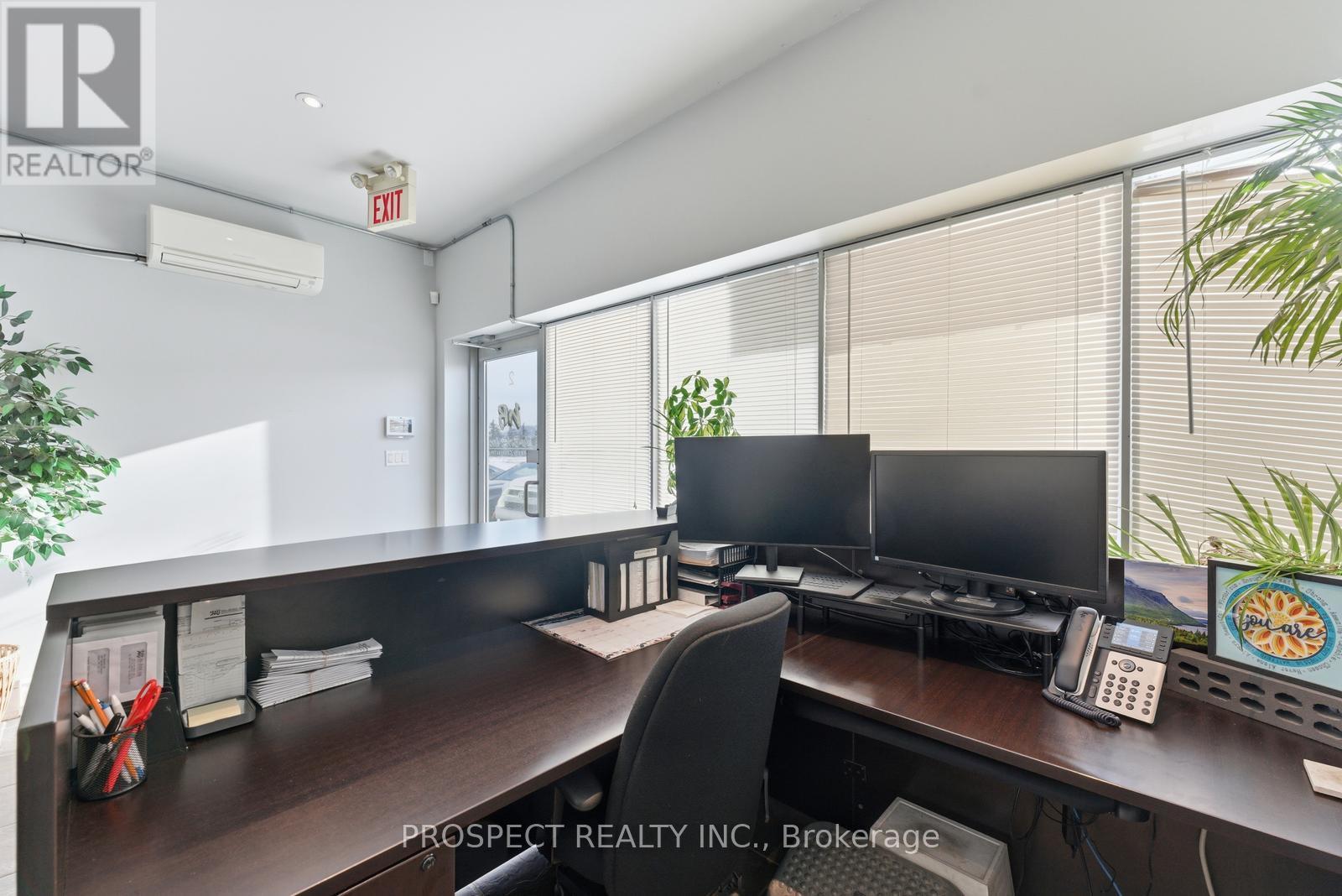 2 - 365 Healey Road, Caledon, Ontario  L7E 5C1 - Photo 6 - W12983810