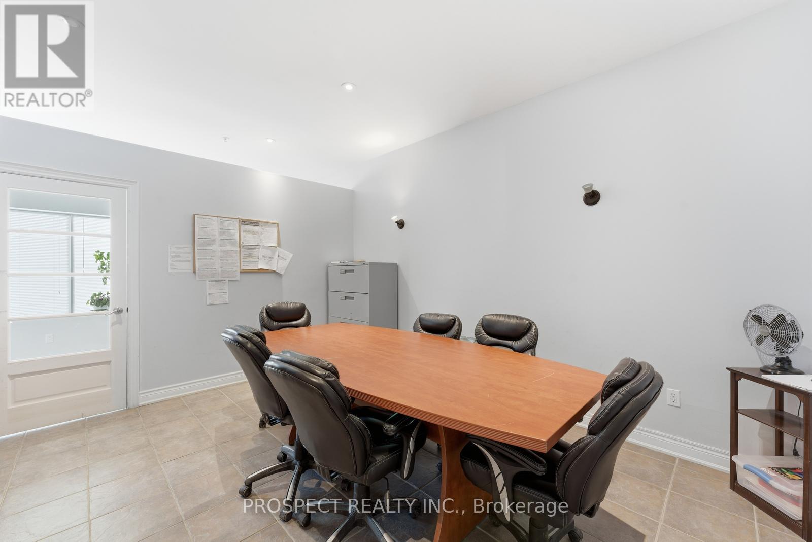 2 - 365 Healey Road, Caledon, Ontario  L7E 5C1 - Photo 9 - W12983810