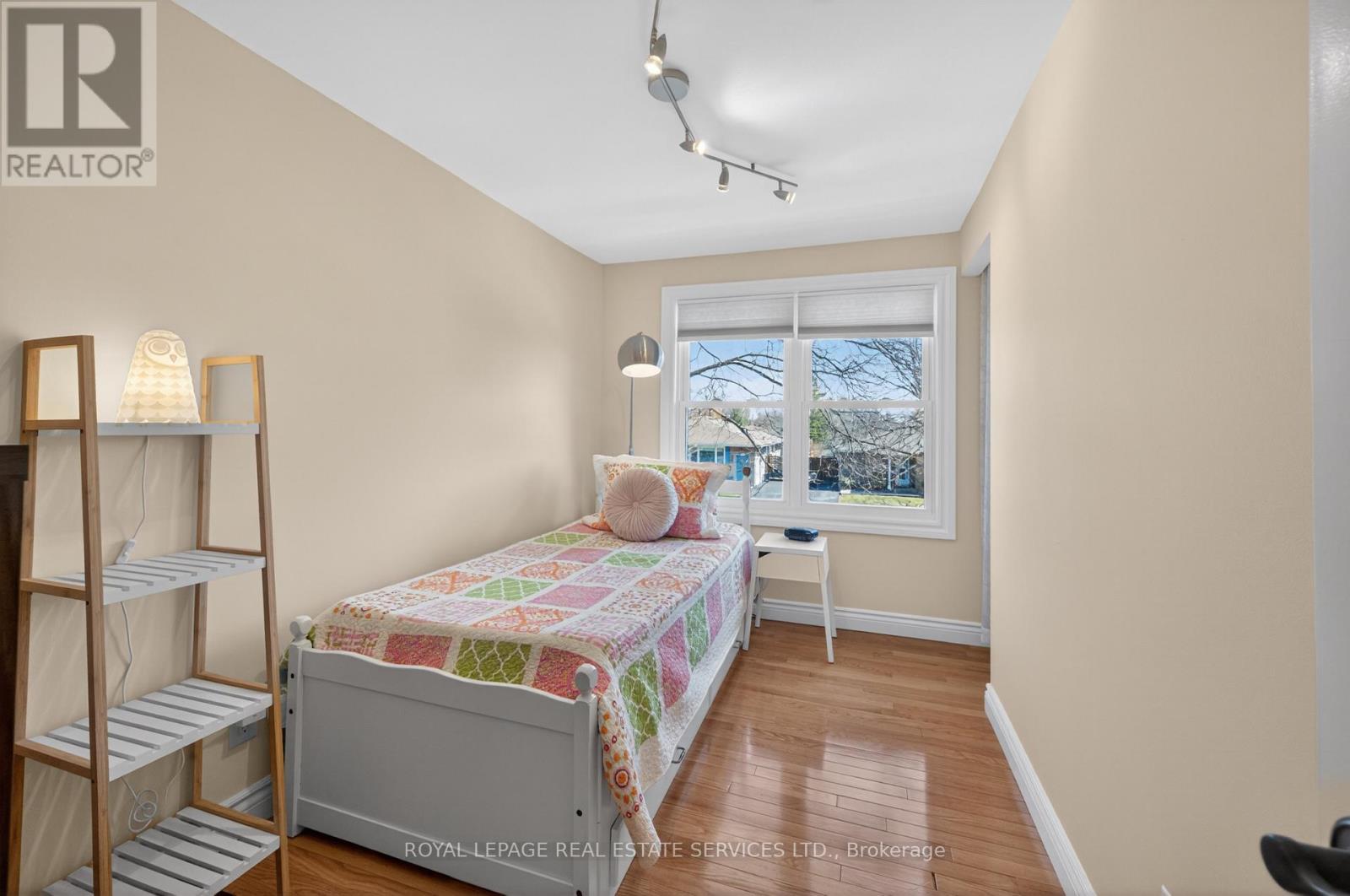 141 Oakdale Drive, Oakville, Ontario  L6H 1J4 - Photo 29 - W12983852