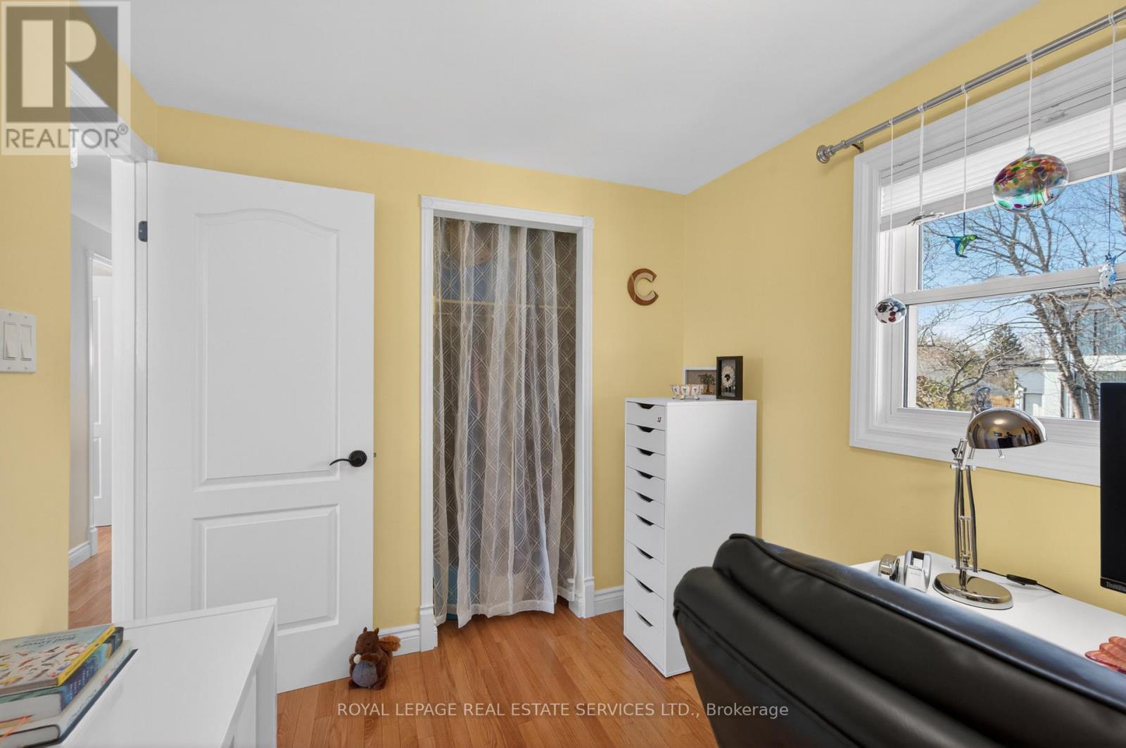 141 Oakdale Drive, Oakville, Ontario  L6H 1J4 - Photo 32 - W12983852