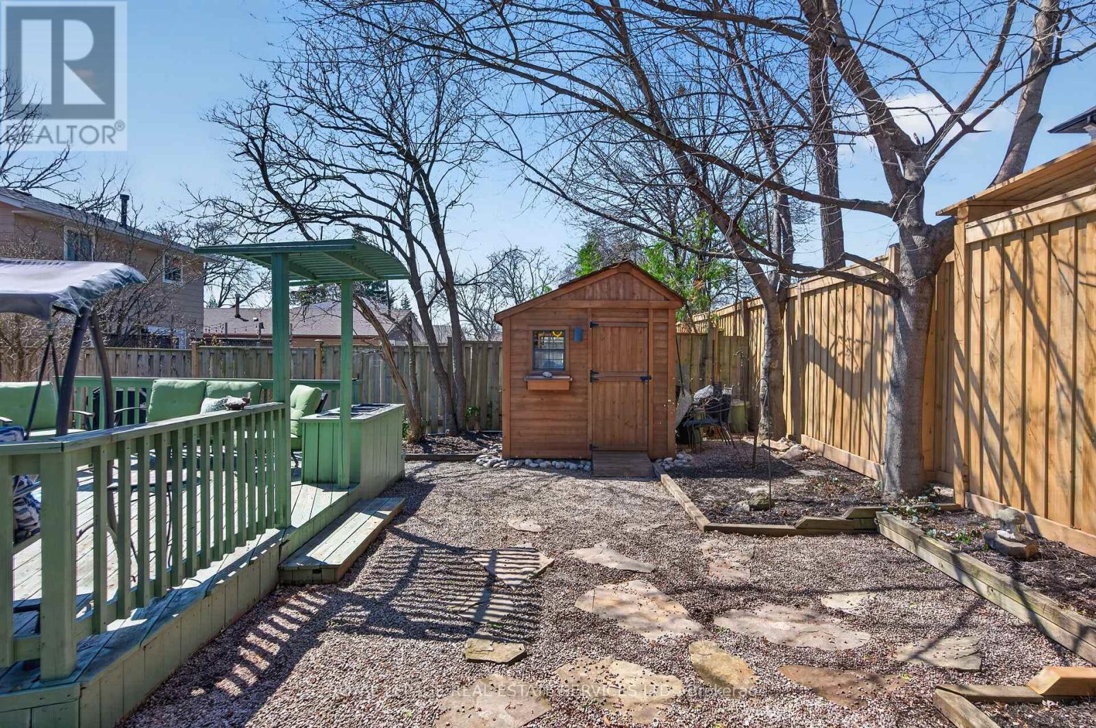 141 Oakdale Drive, Oakville, Ontario  L6H 1J4 - Photo 48 - W12983852