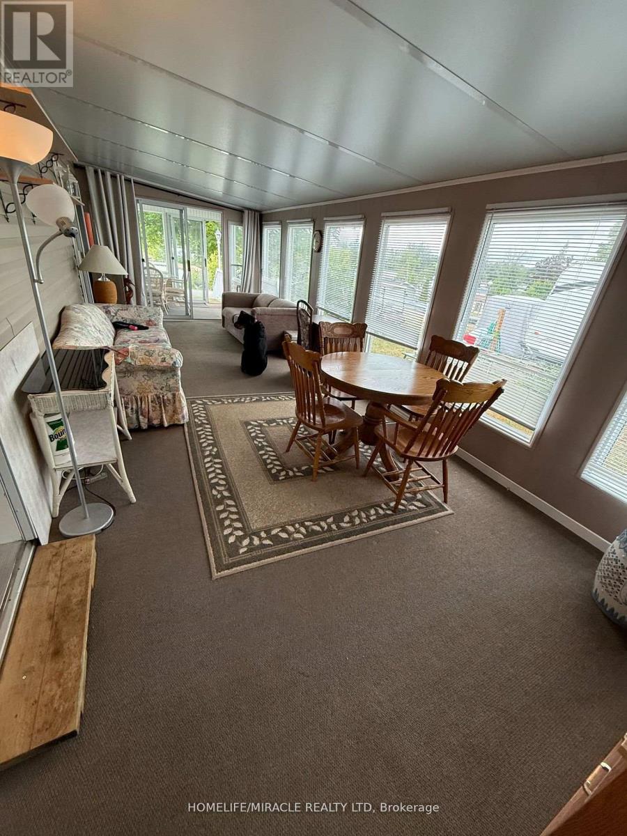 11 Grandview Drive, Peterborough, Ontario  K0L 2G0 - Photo 12 - X12983624