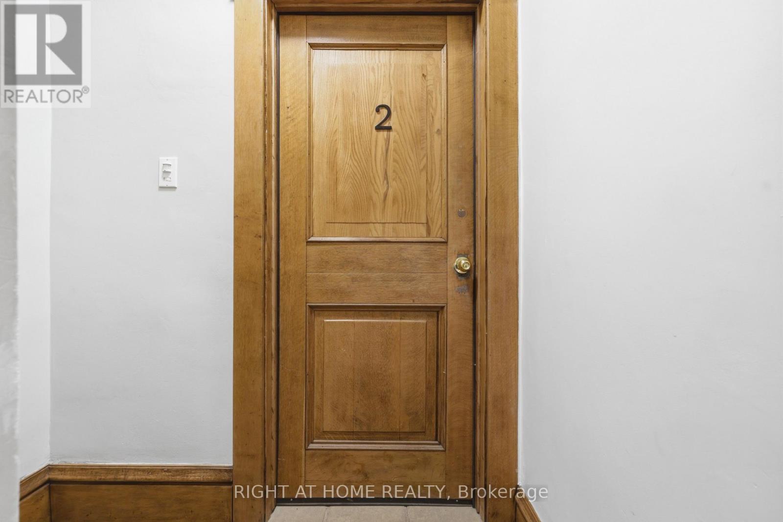 2 - 65 Fairholt Road S, Hamilton, Ontario  L8M 2T5 - Photo 3 - X12983830