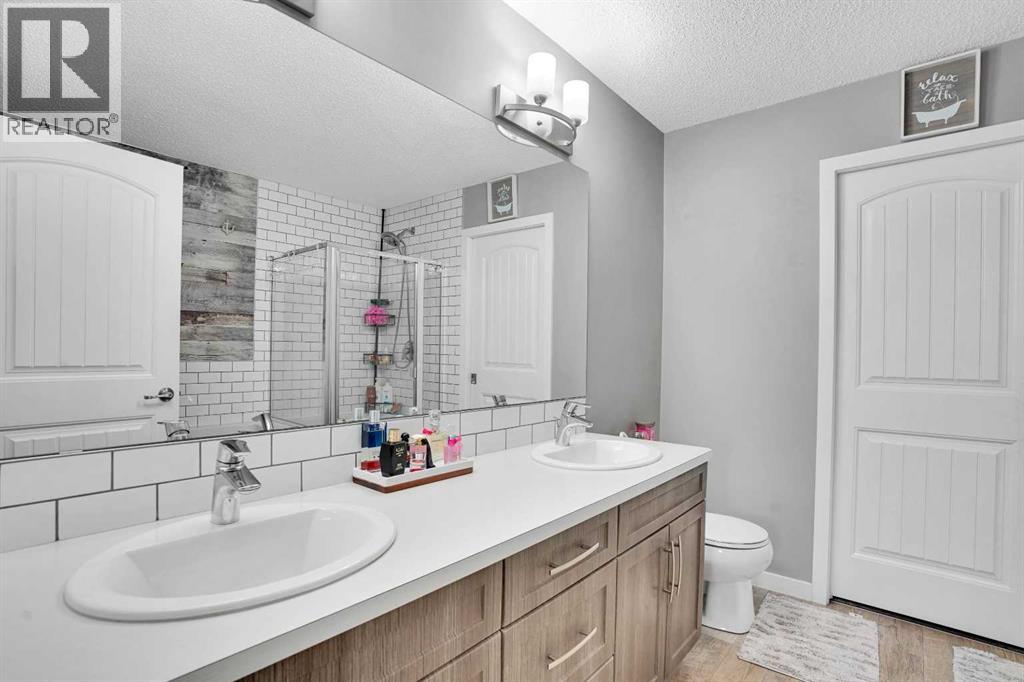100 Kingsbury Close Se, Airdrie, Alberta  T4A 0R3 - Photo 19 - A2274360