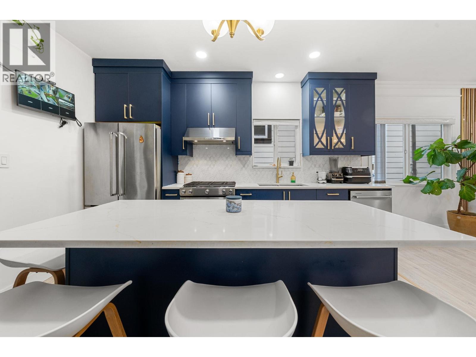 5174 Aberdeen Street, Vancouver, British Columbia  V5R 4M3 - Photo 10 - R3109606