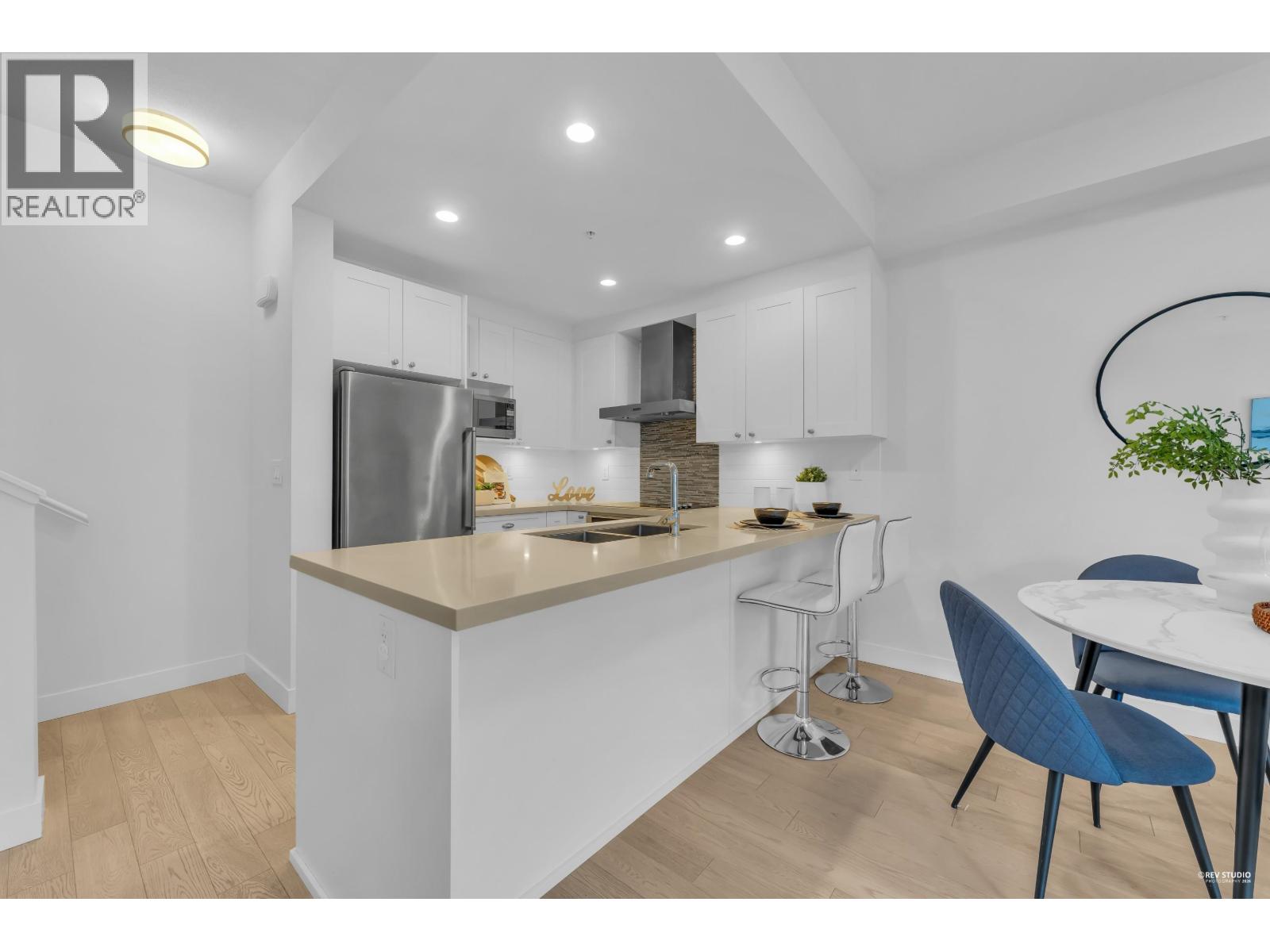 11 3231 Noel Drive, Burnaby, British Columbia  V3J 0H3 - Photo 12 - R3109421