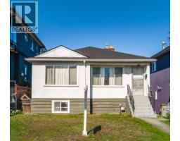 3383 WELLINGTON AVENUE, Vancouver, British Columbia