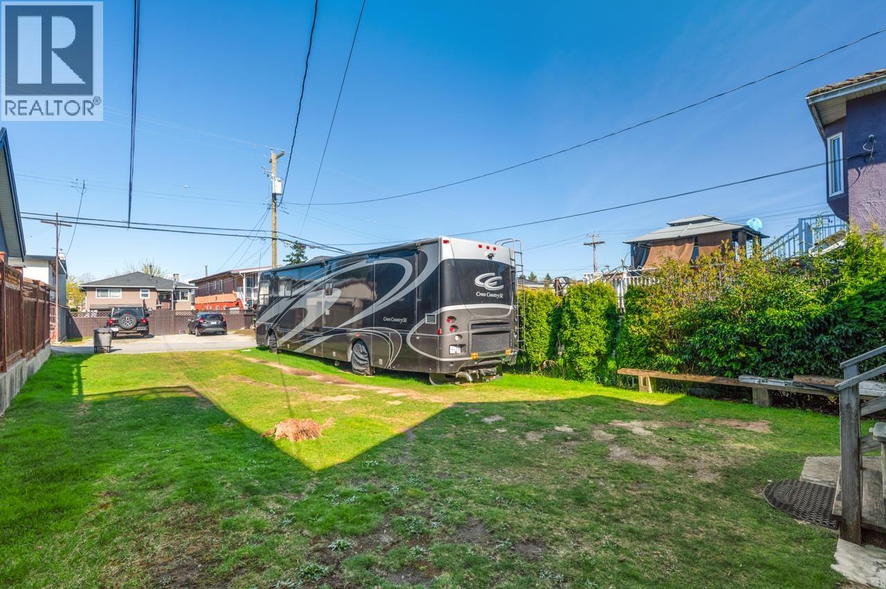 3383 Wellington Avenue, Vancouver, British Columbia  V5R 4Y3 - Photo 21 - R3103347