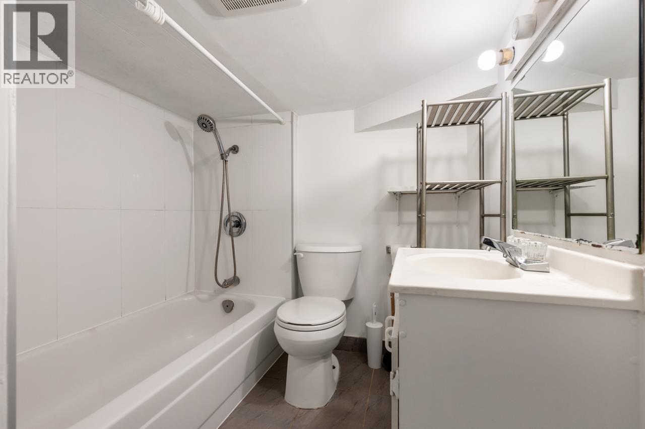 3383 Wellington Avenue, Vancouver, British Columbia  V5R 4Y3 - Photo 14 - R3103347