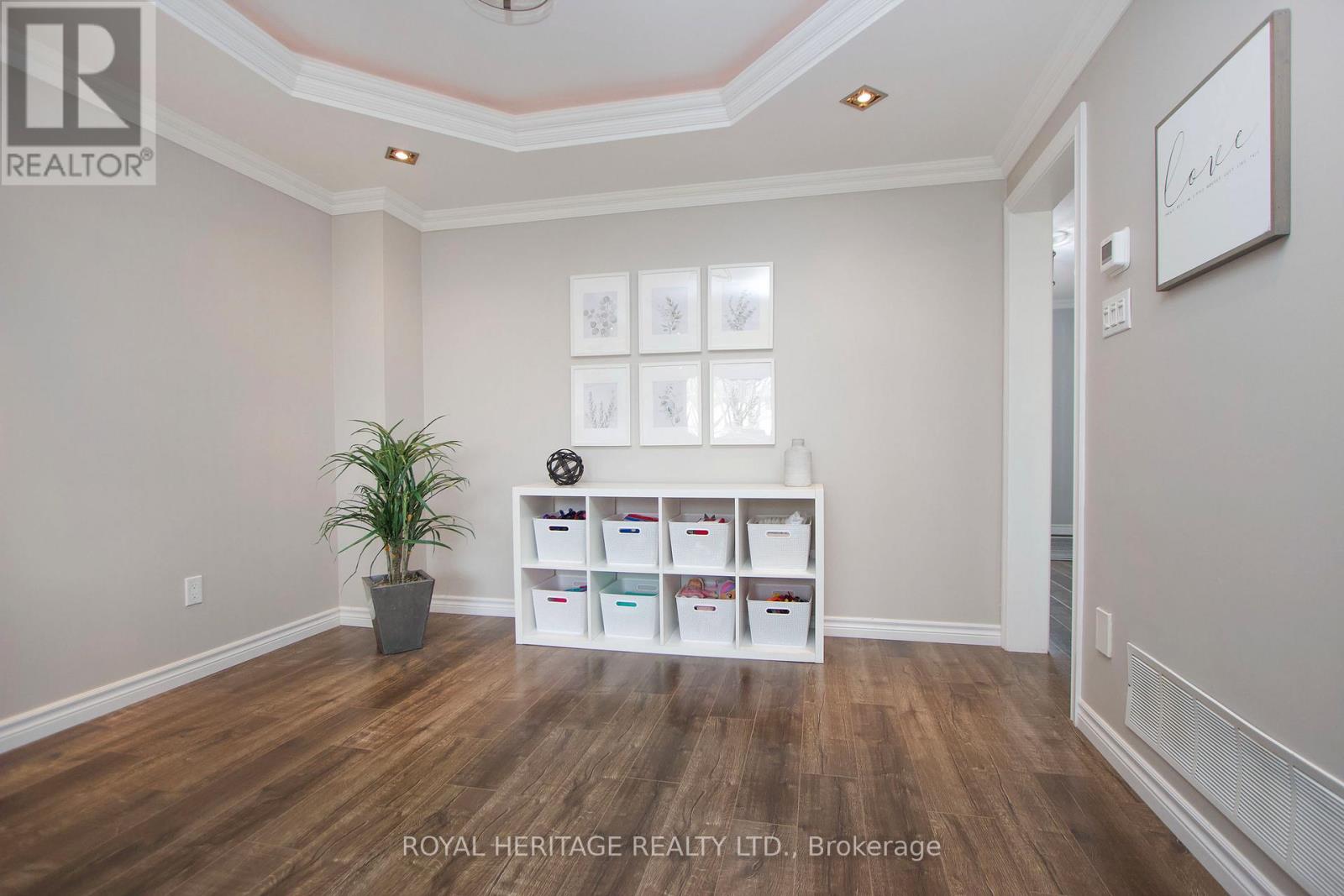 11 Glanville Crescent, Clarington, Ontario  L1C 4L6 - Photo 9 - E12981472