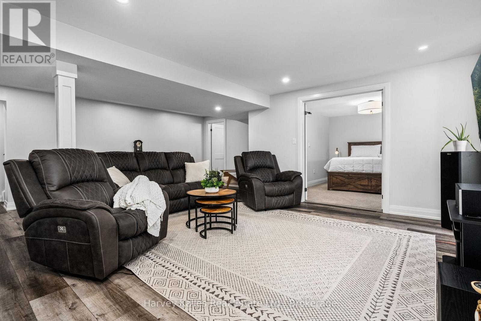 5 Braeside Crescent, Huntsville, Ontario  P1H 0C5 - Photo 25 - X12973064