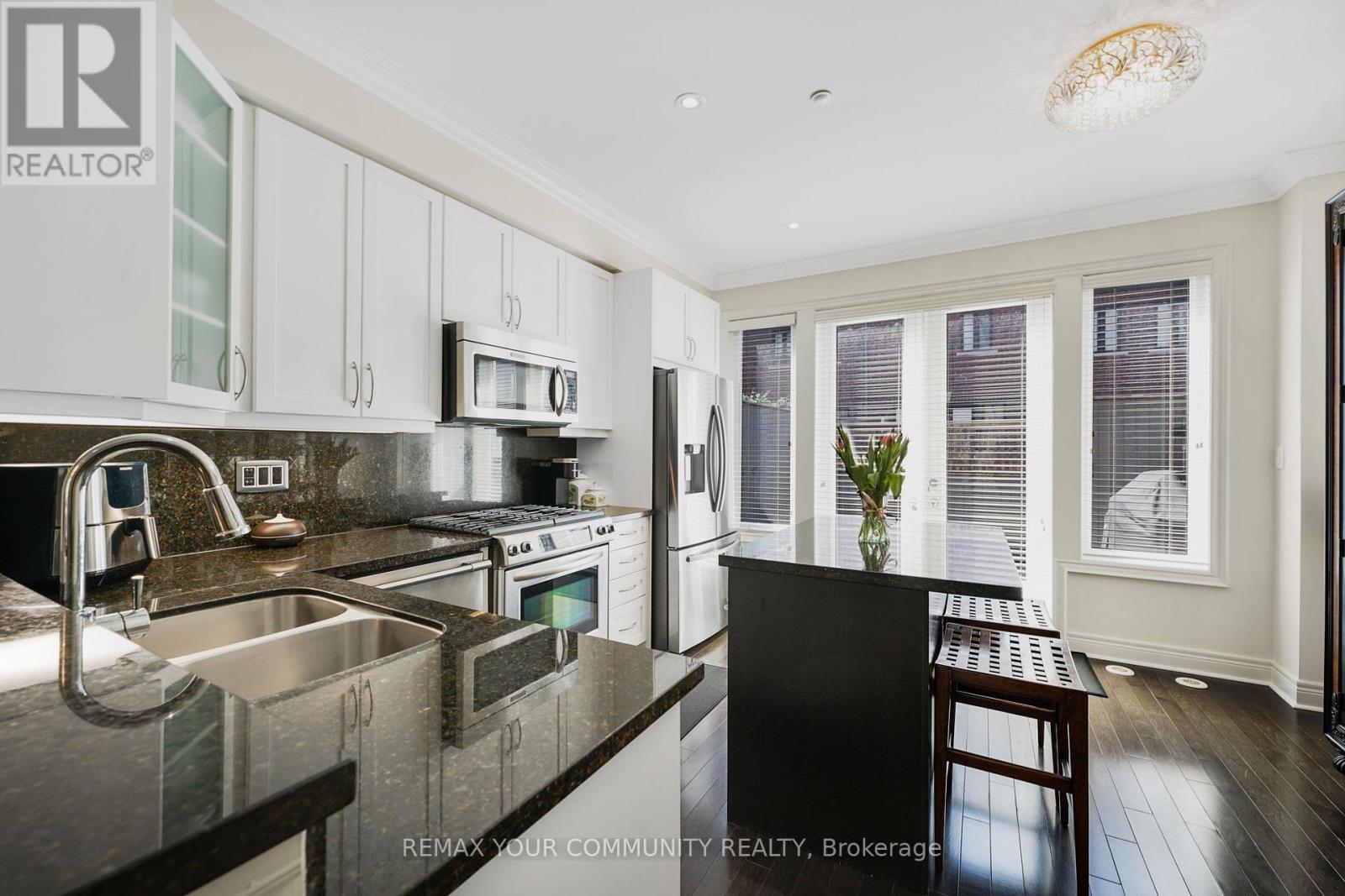 16 Agar Lane, Vaughan, Ontario  L4L 0C5 - Photo 14 - N12981214