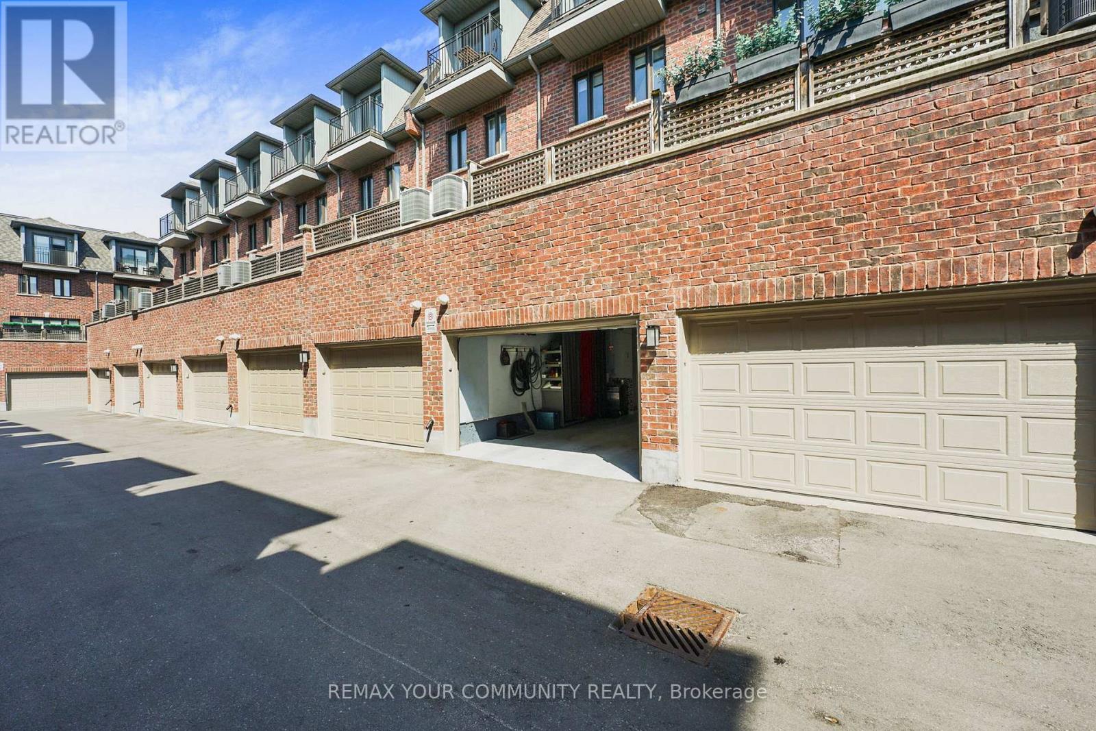 16 Agar Lane, Vaughan, Ontario  L4L 0C5 - Photo 38 - N12981214