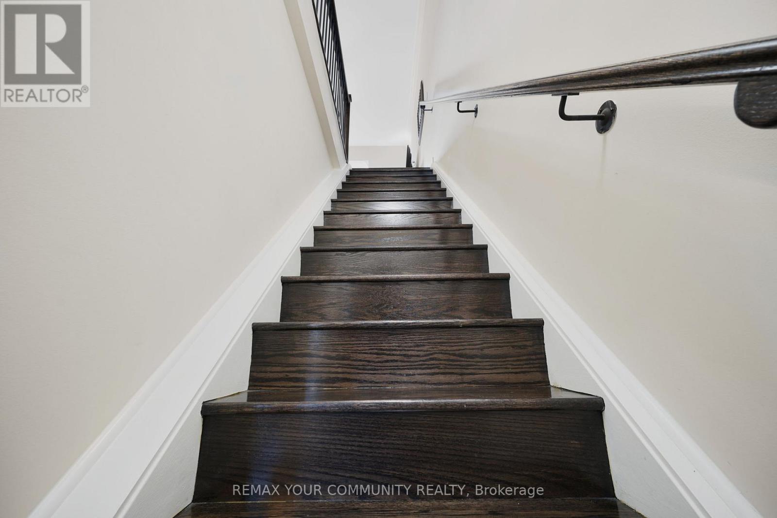 16 Agar Lane, Vaughan, Ontario  L4L 0C5 - Photo 23 - N12981214