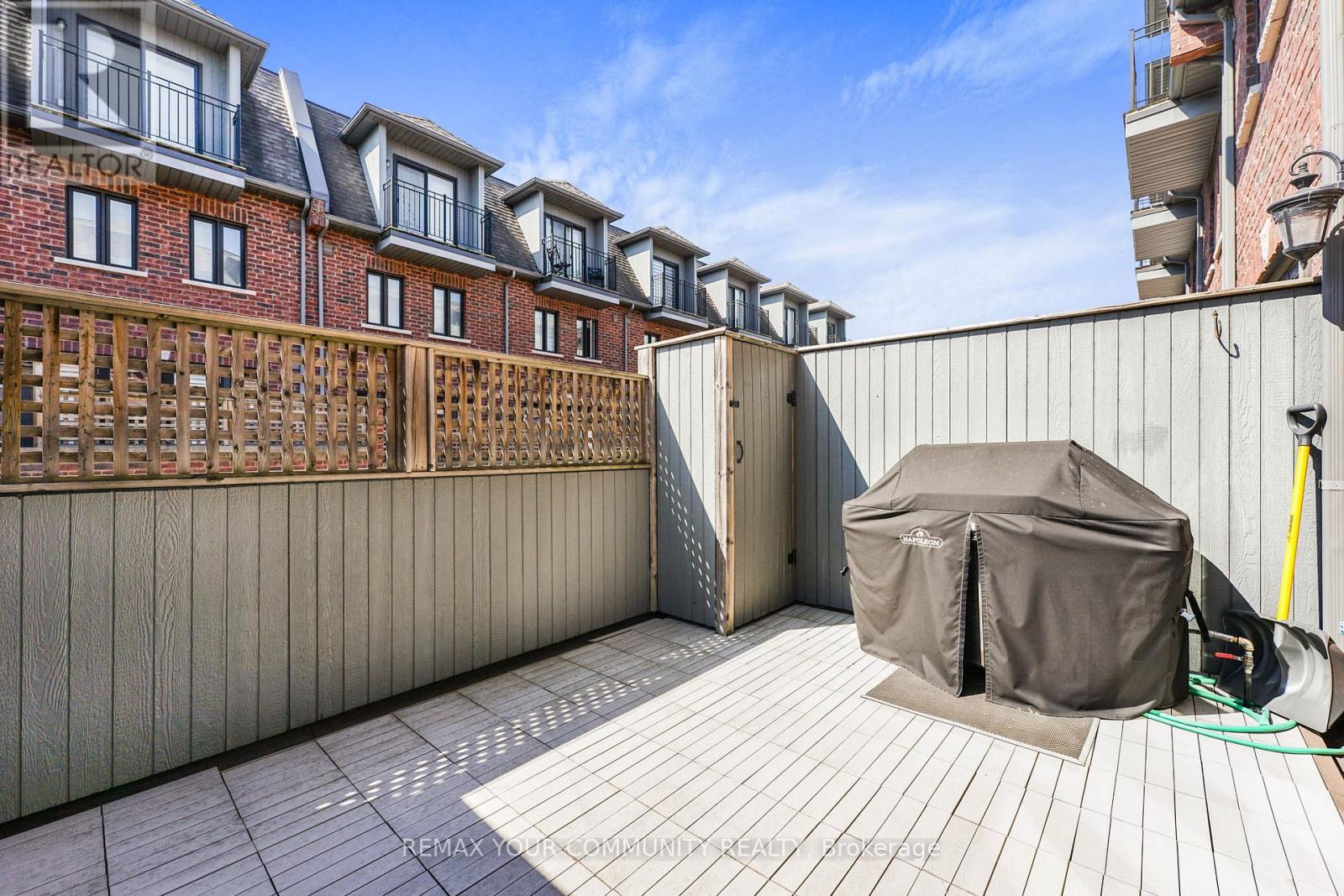 16 Agar Lane, Vaughan, Ontario  L4L 0C5 - Photo 37 - N12981214