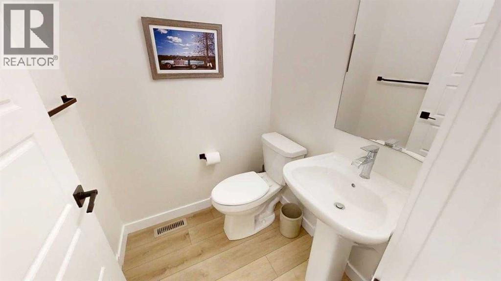 28 Aster Link, Okotoks, Alberta  T1S 5Y1 - Photo 21 - A2296225