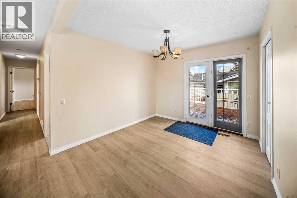 408 Queen Charlotte Drive Se, Calgary, Alberta  T2J 4H3 - Photo 11 - A2296570