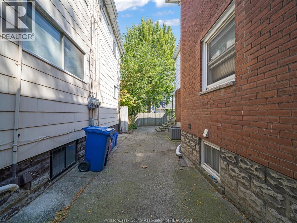 758 Pierre Unit# 3, Windsor, Ontario  N9A 2K5 - Photo 11 - 26007790