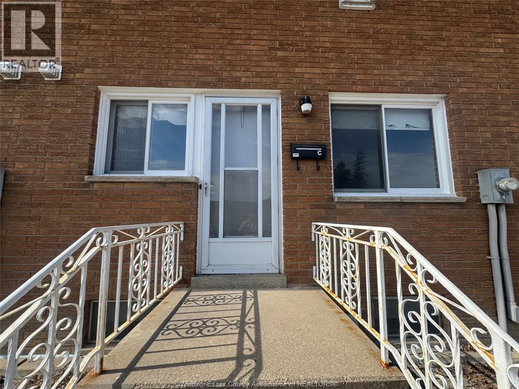 3027 Walker Road Unit# C, Windsor, Ontario  N8W 3R4 - Photo 6 - 26007778