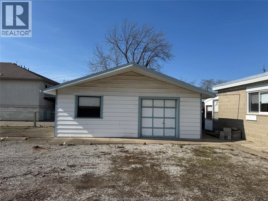 3027 Walker Road Unit# B, Windsor, Ontario  N8W 3R4 - Photo 4 - 26007777