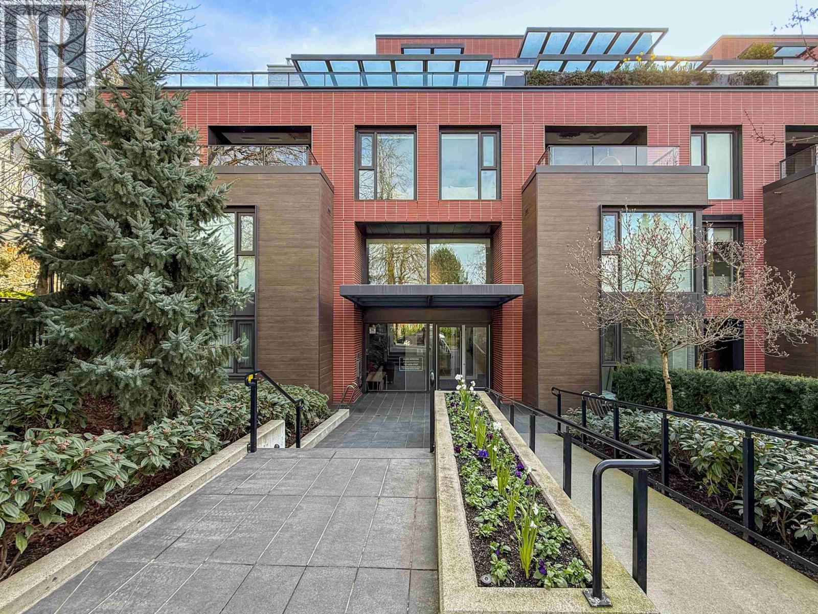 101 7128 Adera Street, Vancouver, British Columbia V6P 0H6 - Photo 2 - R3109755