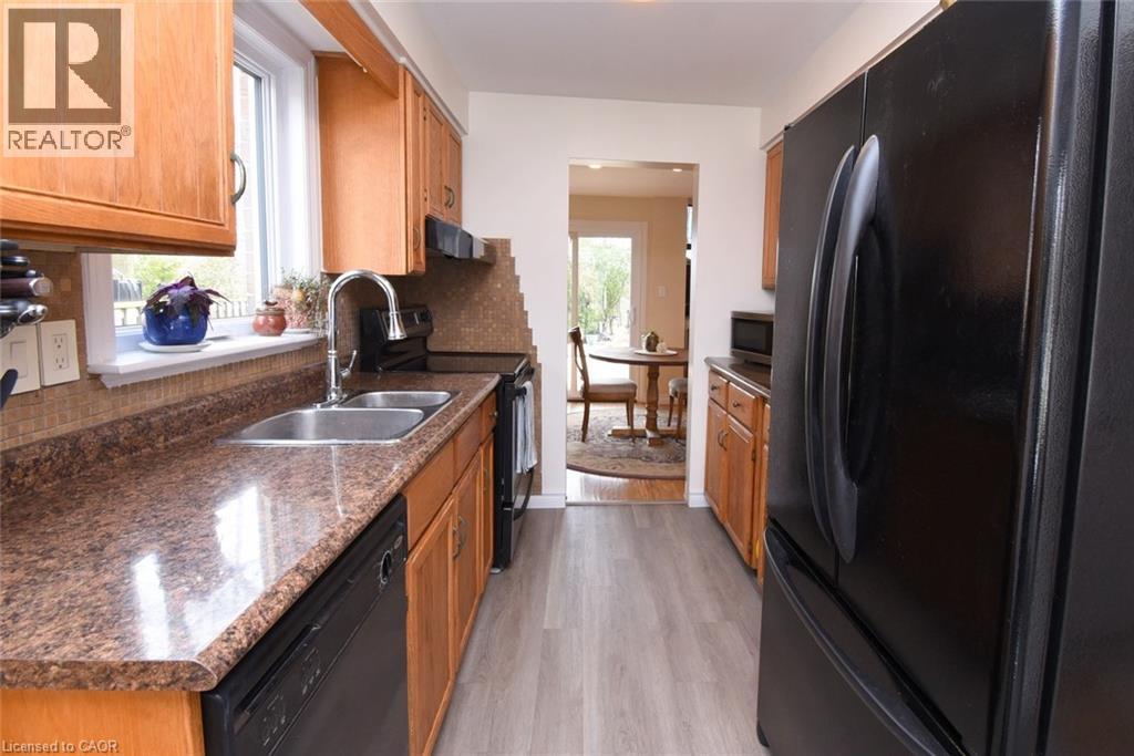 3200 Greenbough Crescent, Burlington, Ontario  L7M 3B1 - Photo 17 - 40817698