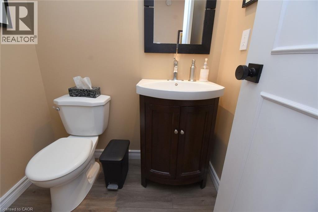 3200 Greenbough Crescent, Burlington, Ontario  L7M 3B1 - Photo 22 - 40817698