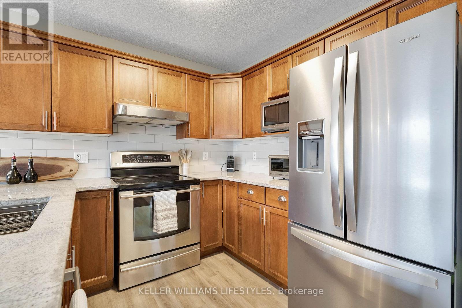 125 Hagerman Crescent, St. Thomas, Ontario  N5R 6L9 - Photo 18 - X12983936