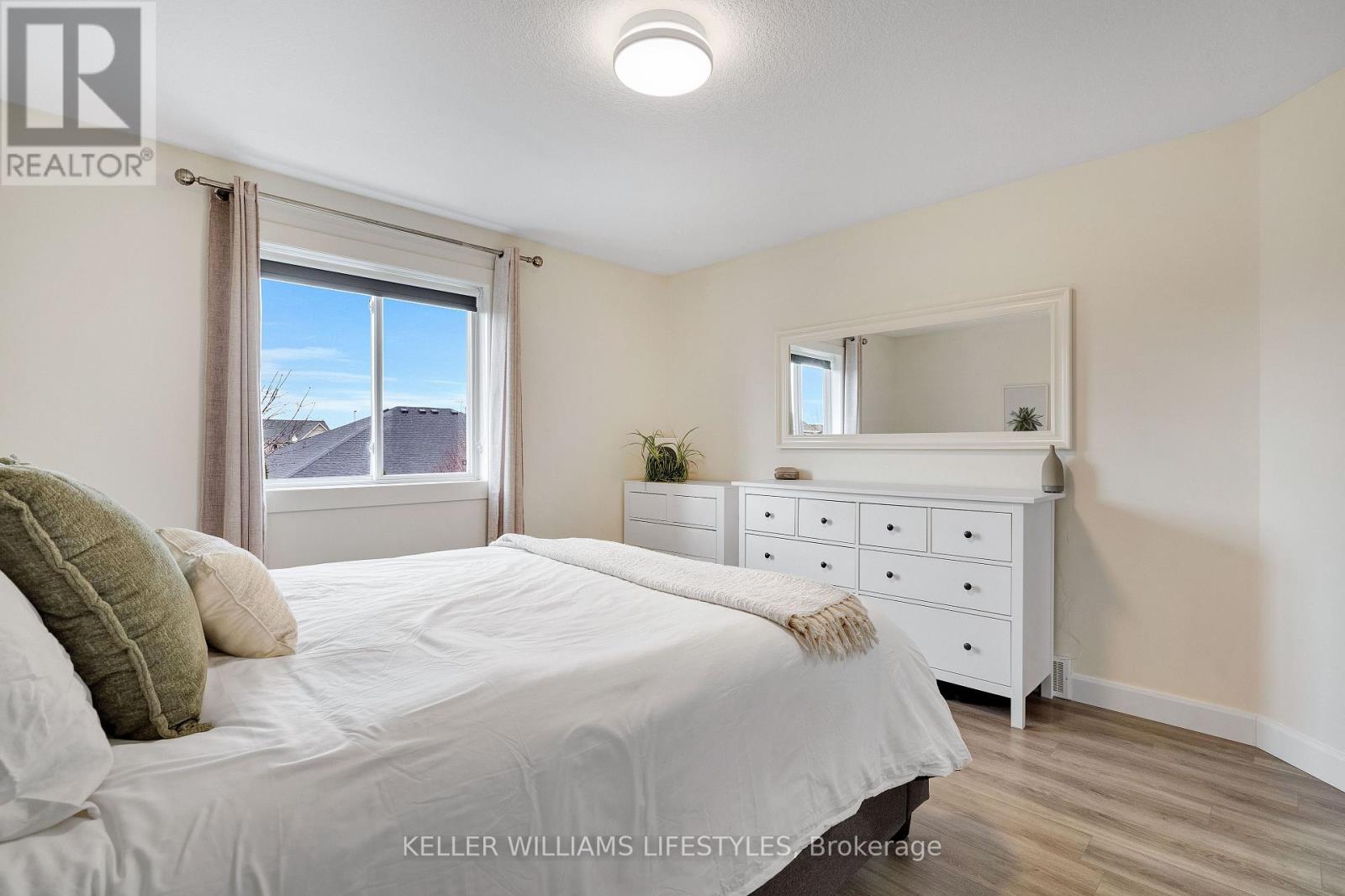 125 Hagerman Crescent, St. Thomas, Ontario  N5R 6L9 - Photo 24 - X12983936