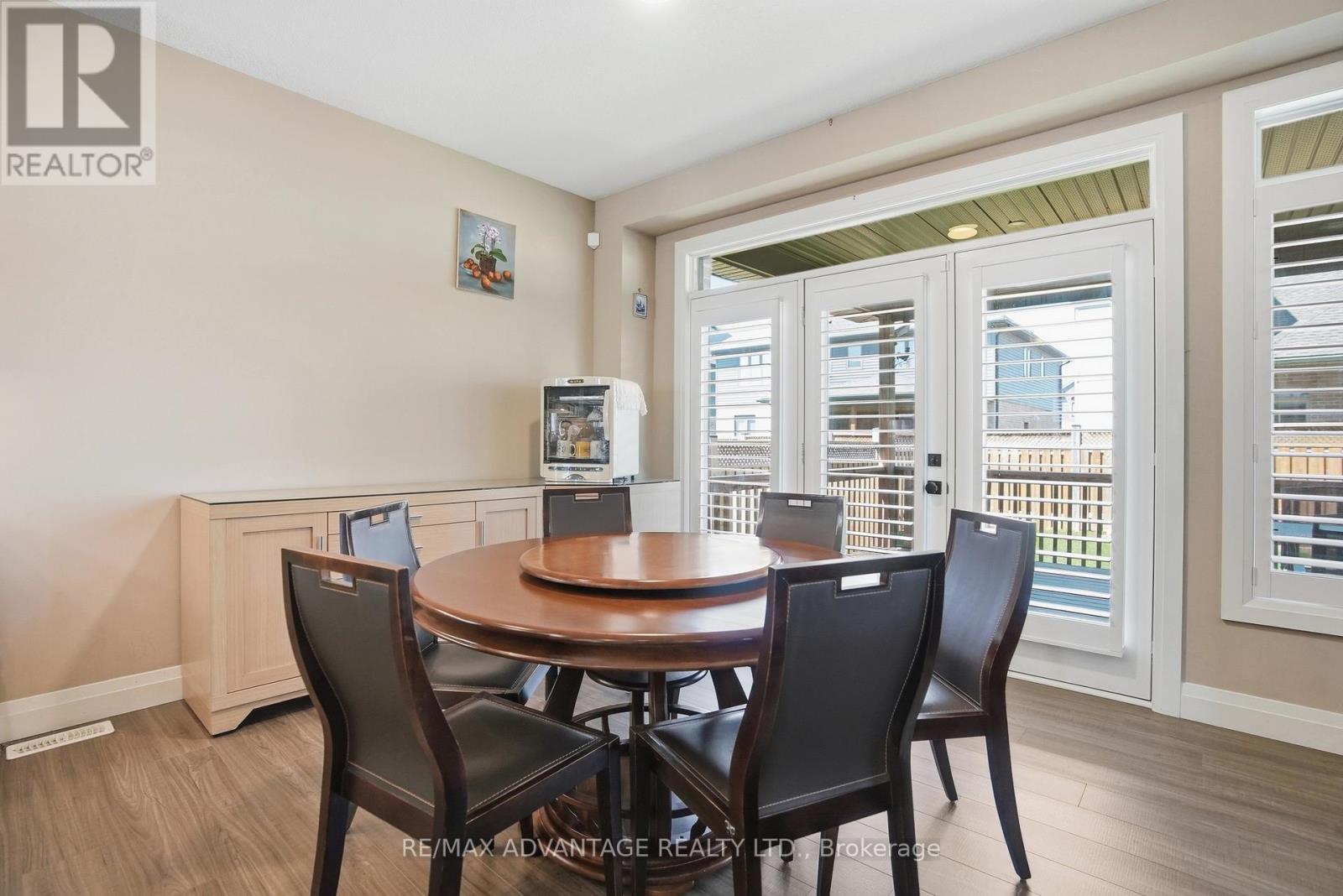 164 - 1061 Eagletrace Drive, London North, Ontario  N6G 0T3 - Photo 11 - X12983938