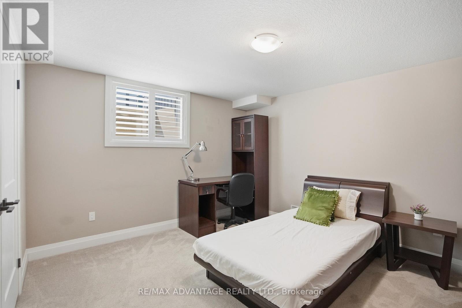 164 - 1061 Eagletrace Drive, London North, Ontario  N6G 0T3 - Photo 38 - X12983938