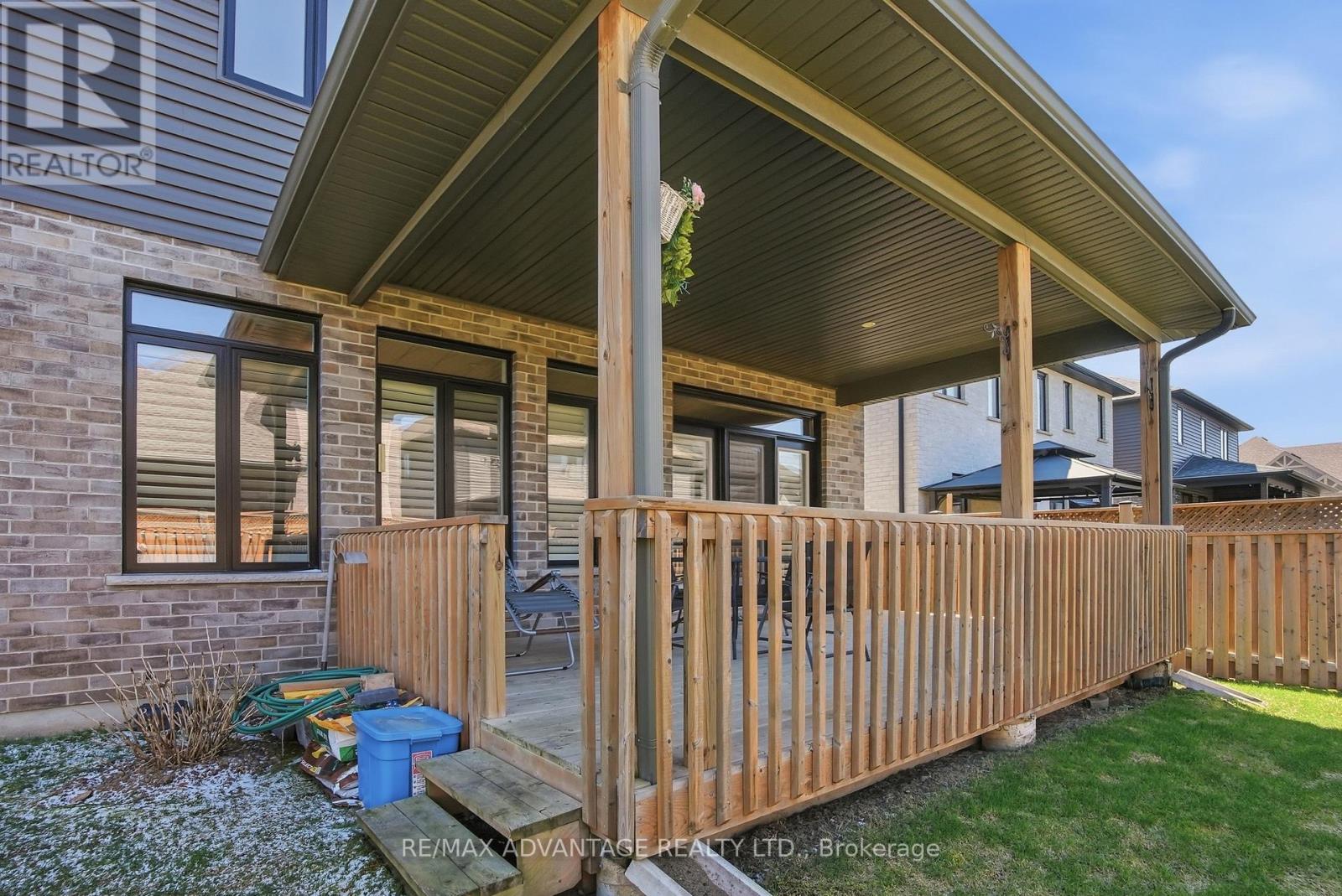 164 - 1061 Eagletrace Drive, London North, Ontario  N6G 0T3 - Photo 45 - X12983938