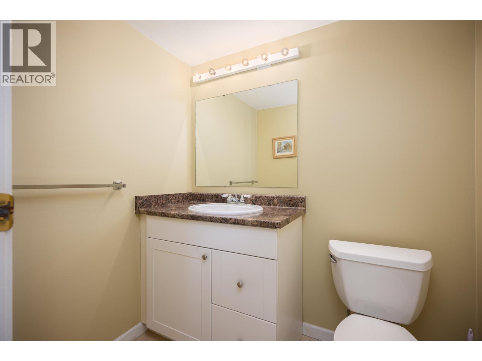 10566 Canso Crescent, Richmond, British Columbia  V7E 5B9 - Photo 2 - R3109767