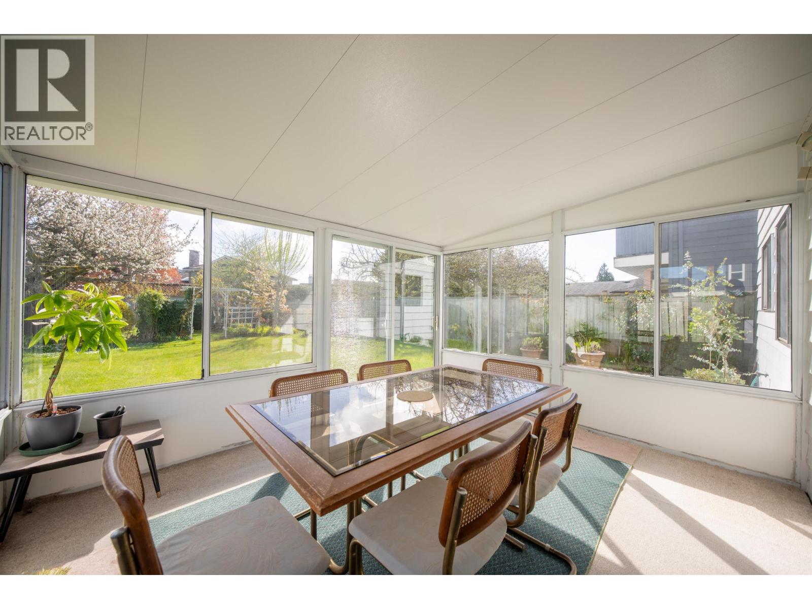 10566 Canso Crescent, Richmond, British Columbia  V7E 5B9 - Photo 3 - R3109767