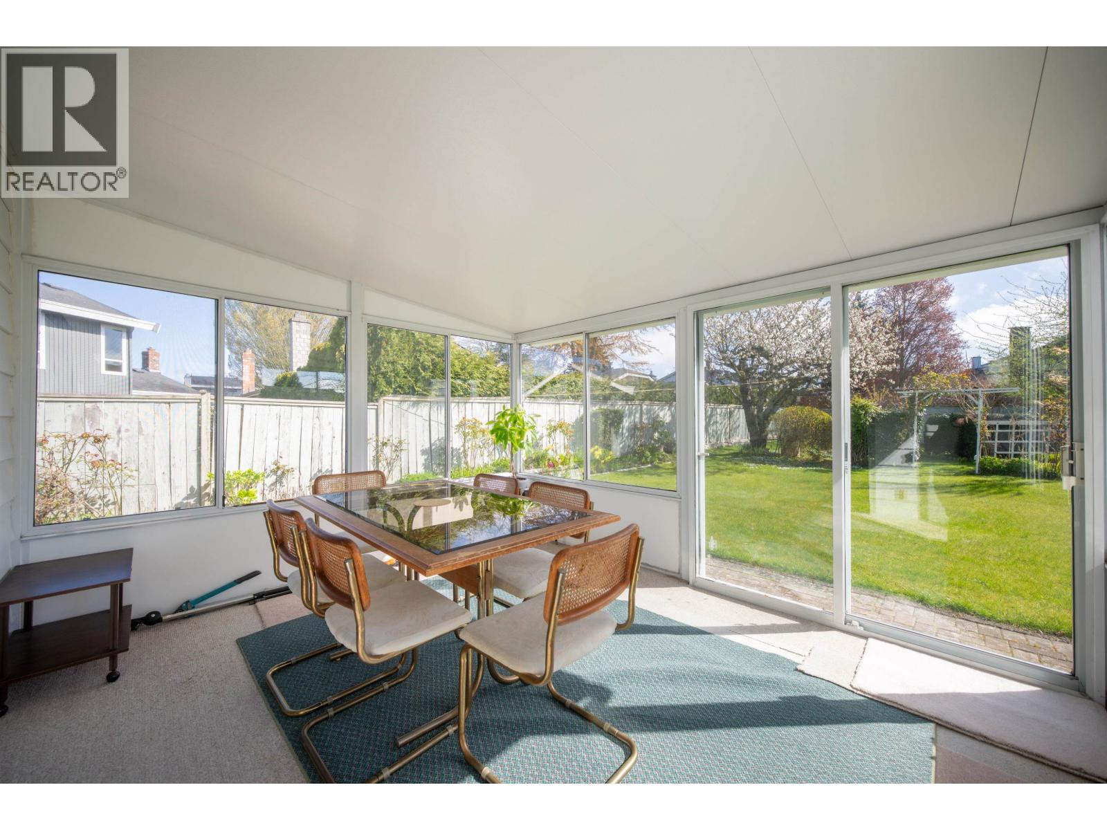 10566 Canso Crescent, Richmond, British Columbia  V7E 5B9 - Photo 4 - R3109767