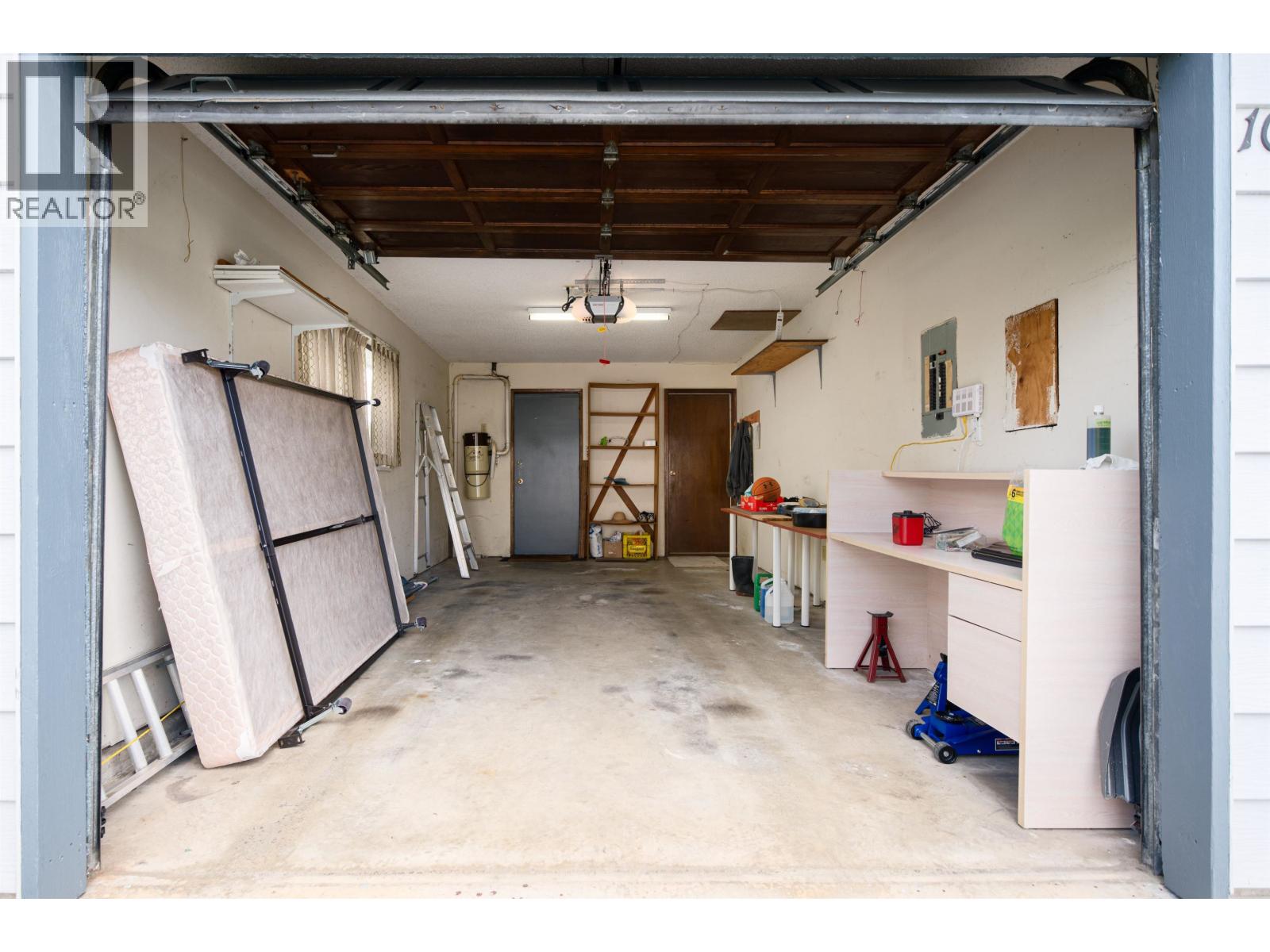 10566 Canso Crescent, Richmond, British Columbia  V7E 5B9 - Photo 5 - R3109767